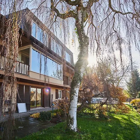 Zeitweisehaus Weingarten (Wuerttemberg)